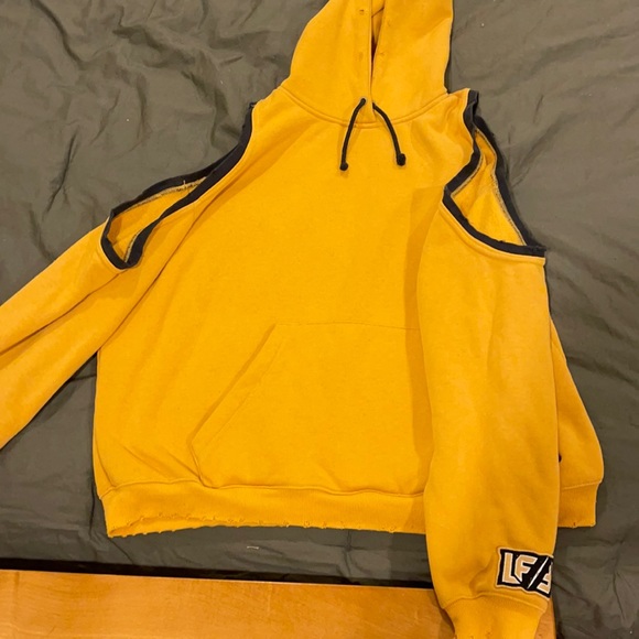 LF vintage sweatshirt with open shoulders - Picture 2 of 2